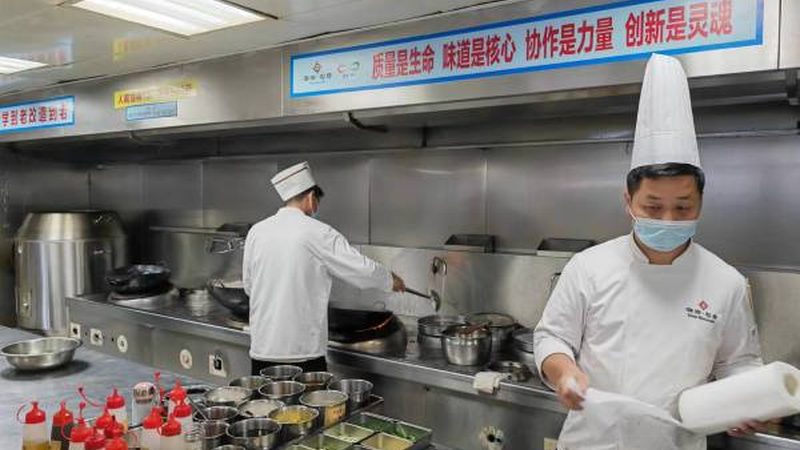 坚果炒货代加工：揭秘代加工工厂报价背后的秘密